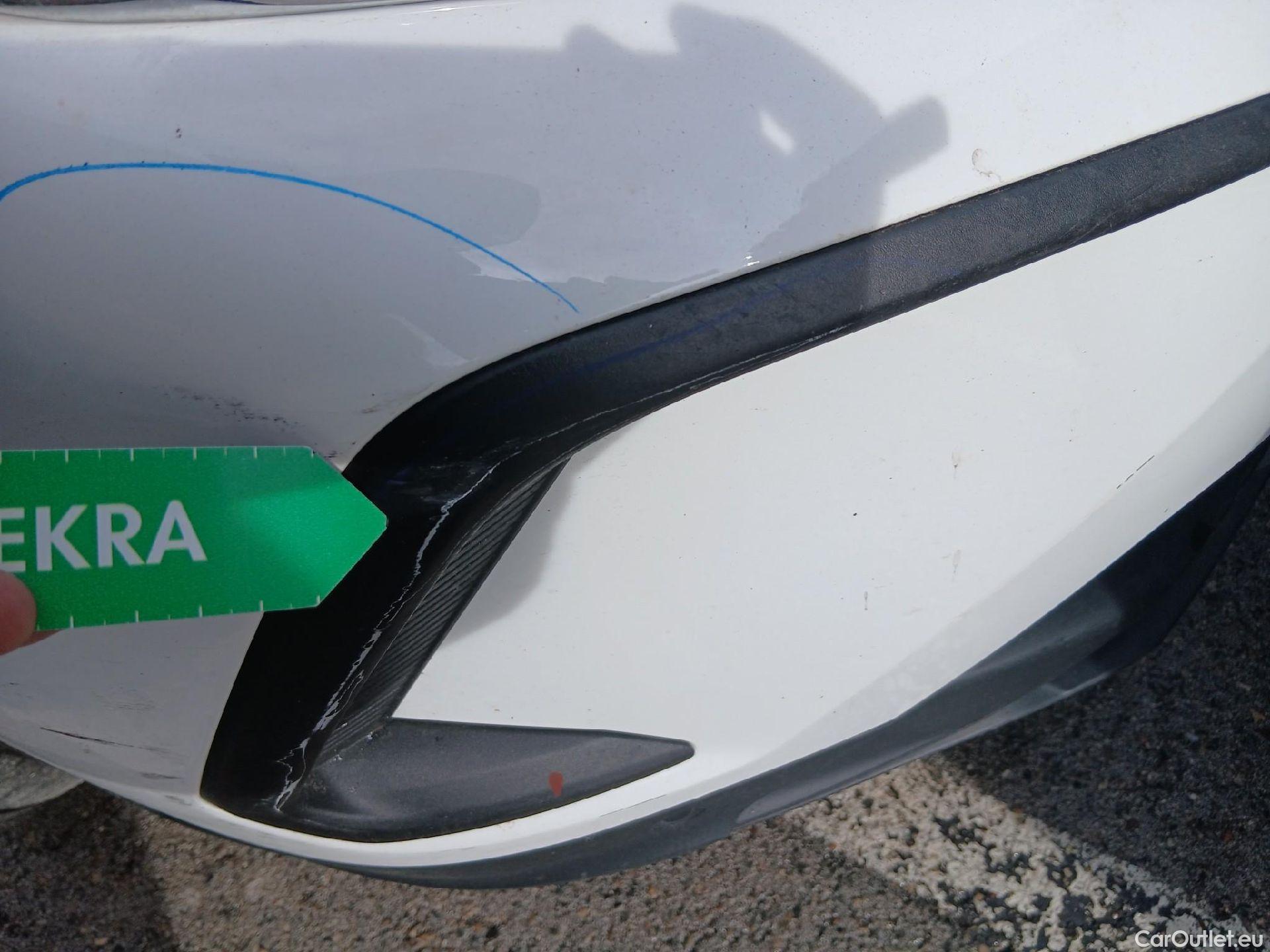  Opel   Grandland X OPEL Grandland / 2021 / 5P / todoterreno  1.5 CDTi Business Edition Auto #21