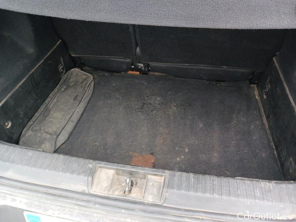  Renault  Captur RENAULT  / 2020 / 5P / todoterreno Intens TCe 90 #4