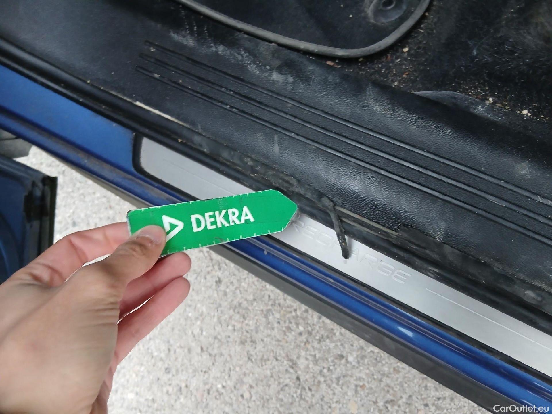  Volvo  XC 40 VOLVO XC40 / 2017 / 5P / todoterreno 1.5 T4 Twin Recharge R-Design Exp Auto #15