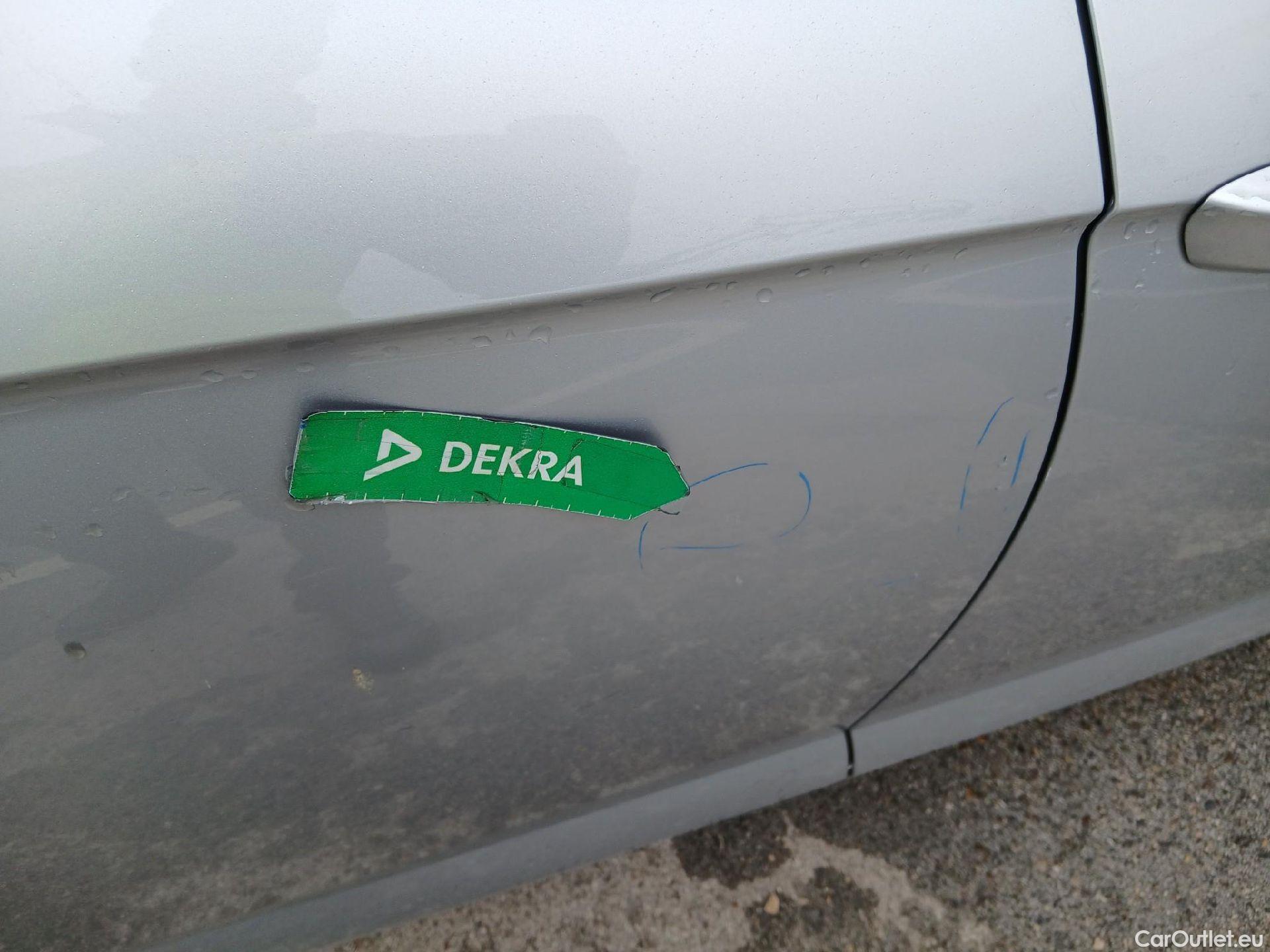  Volkswagen  Polo VOLKSWAGEN  / 2021 / 5P / berlina con portón Life 1.0 TSI 70kW (95CV) #29