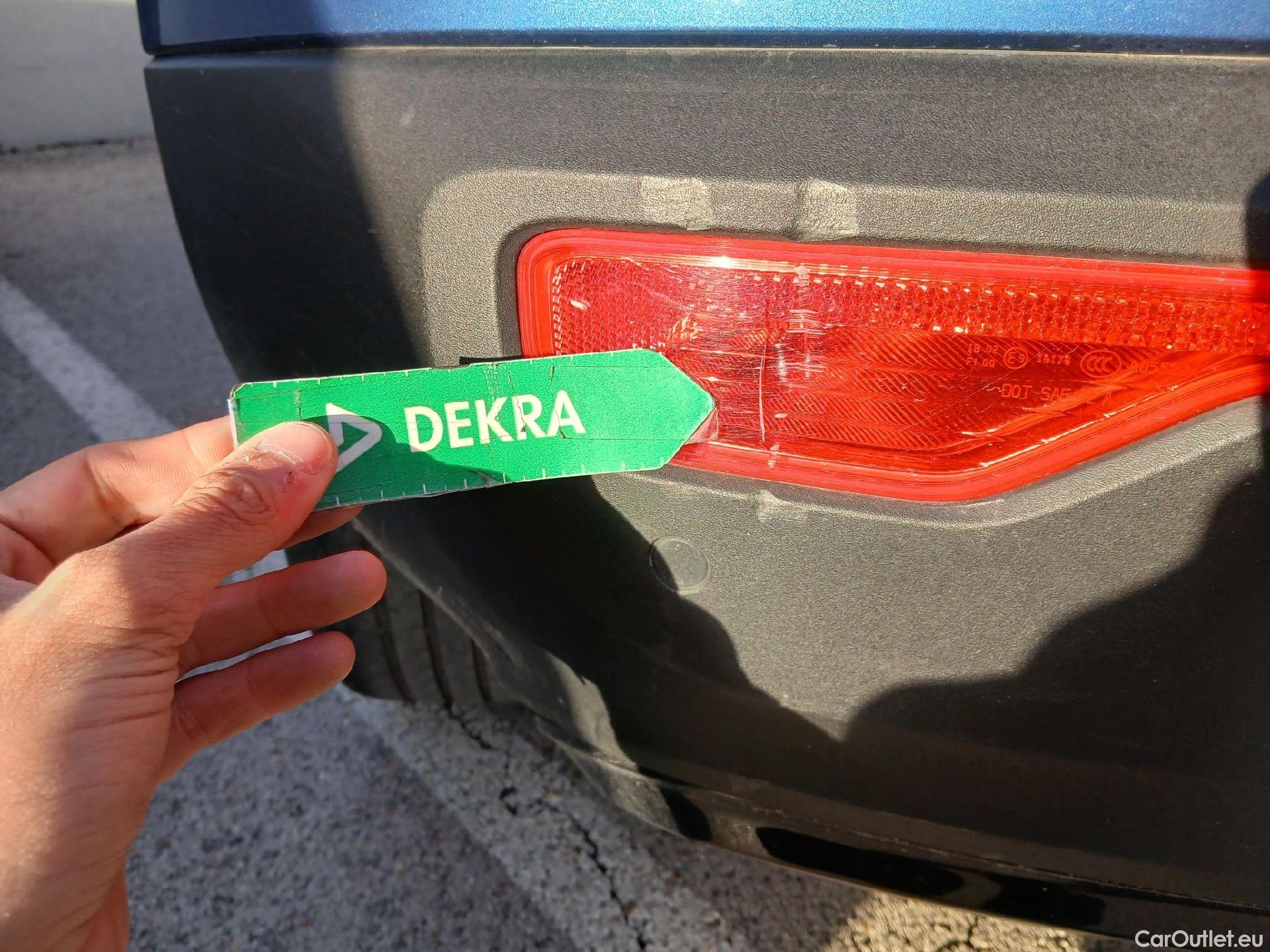  Volvo  XC 40 VOLVO XC40 / 2017 / 5P / todoterreno 1.5 T4 Twin Recharge R-Design Exp Auto #28