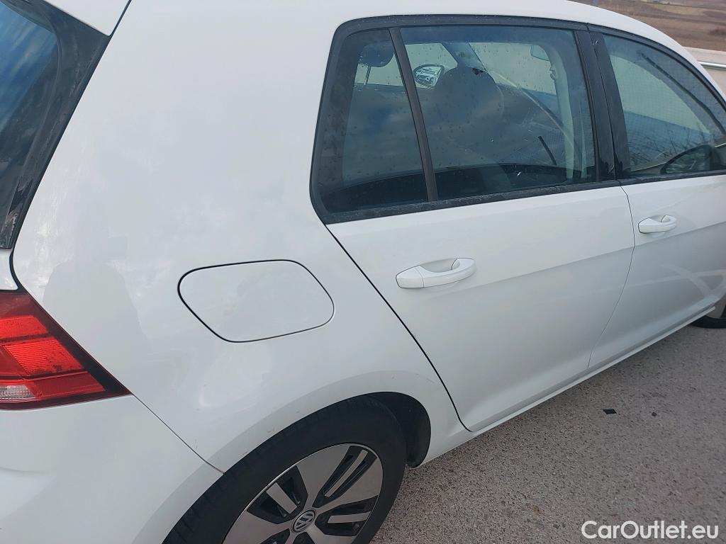  Volkswagen  Golf  VOLKSWAGEN / 2016 / 5P / berlina con portón e-ePower 110 kW (136CV) #1