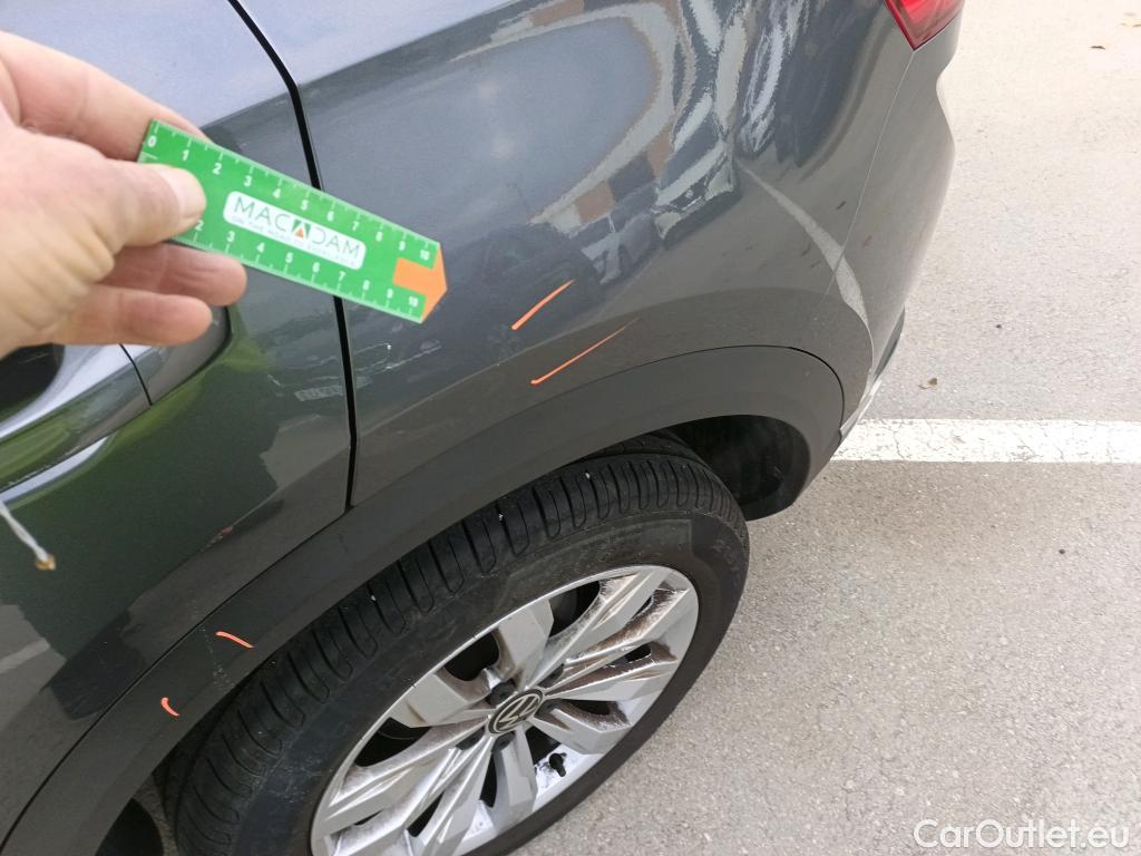  Volkswagen  T-ROC VOLKSWAGEN  / 2017 / 5P / todoterreno Advance 2.0 TDI 110kW (150CV) DSG #7