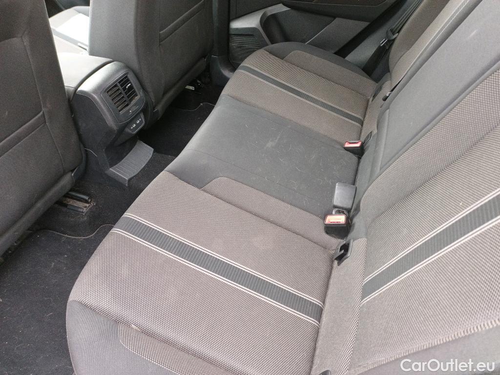  Volkswagen  T-ROC VOLKSWAGEN  / 2017 / 5P / todoterreno Advance 2.0 TDI 110kW (150CV) DSG #1