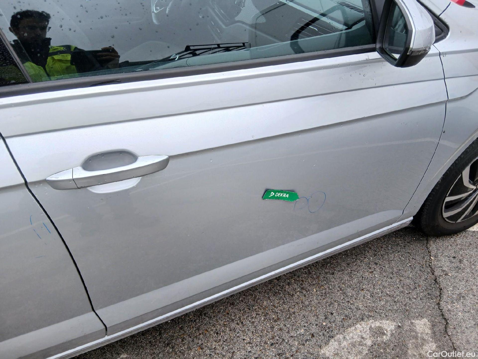  Volkswagen  Polo VOLKSWAGEN  / 2021 / 5P / berlina con portón Life 1.0 TSI 70kW (95CV) #30