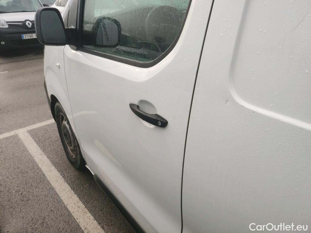  Citroen  Jumpy CITROEN  / 2016 / 4P / furgón Talla M BlueHDi 85KW (115CV) 6v Confort #17