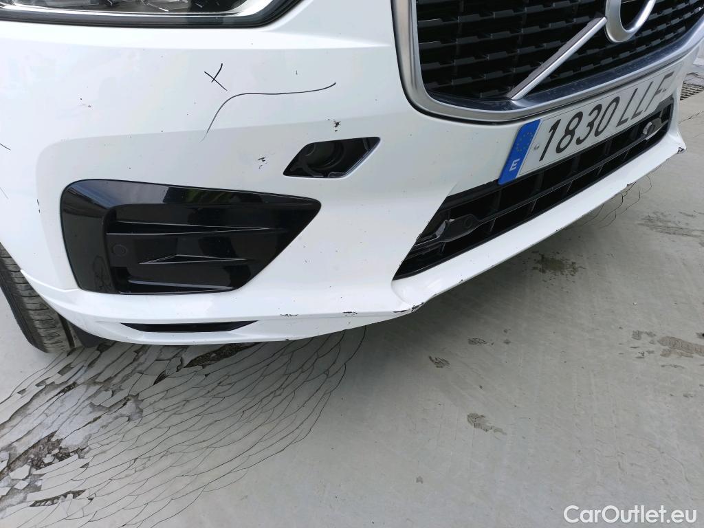  Volvo  XC60 VOLVO  / 2017 / 5P / todoterreno 2.0 B5 D AWD R-Design Auto #8