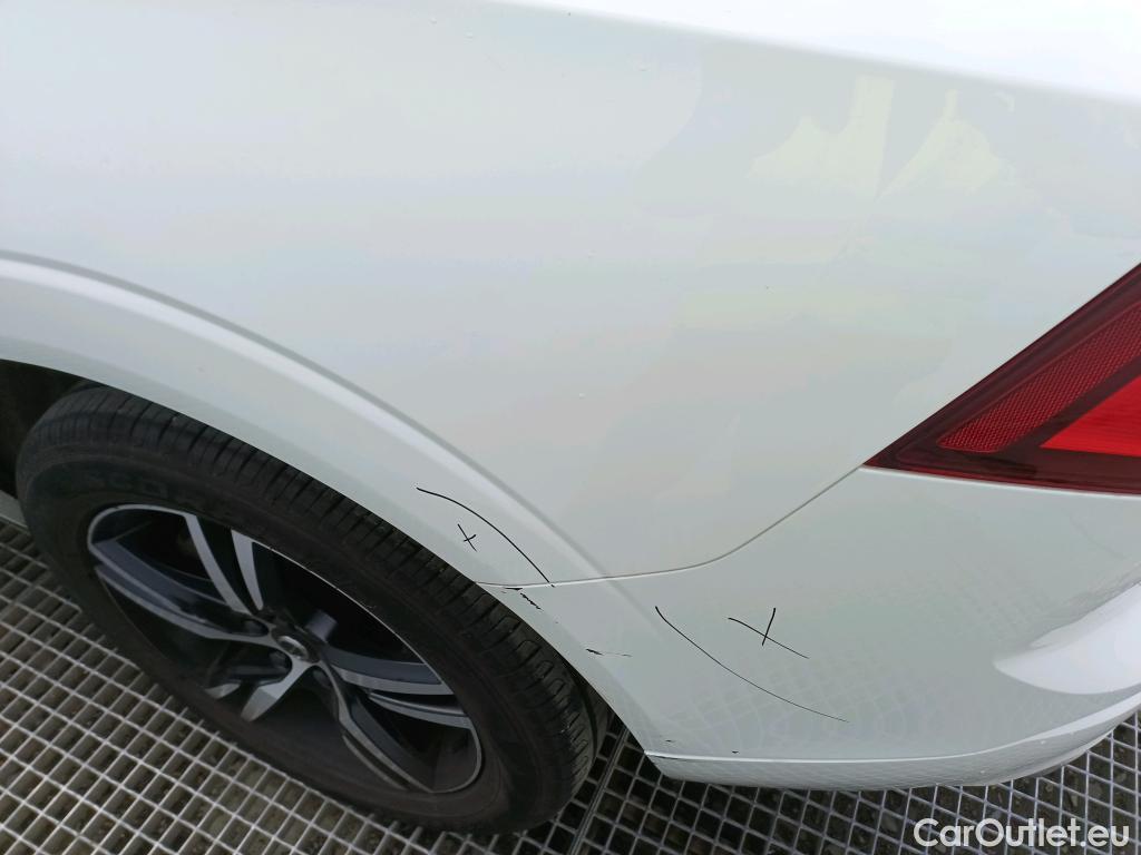  Volvo  XC60 VOLVO  / 2017 / 5P / todoterreno 2.0 B5 D AWD R-Design Auto #21