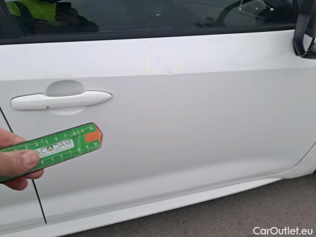  Toyota  Corolla TOYOTA  1.8 125H ACTIVE TECH E-CVT #16