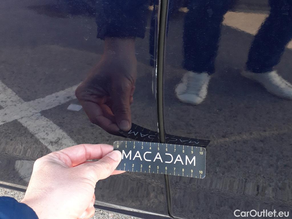  Volkswagen  Golf  VOLKSWAGEN / 2020 / 5P / berlina con portón 2.0 TDI 85kW (115CV) #4