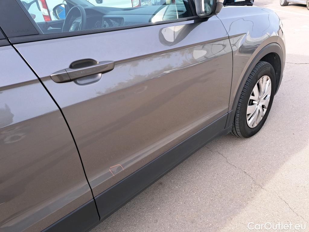  Volkswagen  T-CROSS VOLKSWAGEN  / 2018 / 5P / todoterreno Edition 1.0 TSI 70kW (95CV) #5