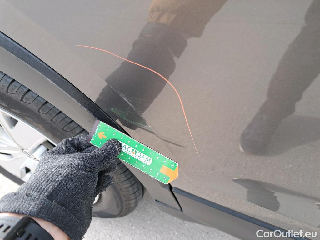  Volkswagen  T-CROSS VOLKSWAGEN  / 2018 / 5P / todoterreno Edition 1.0 TSI 70kW (95CV) #4