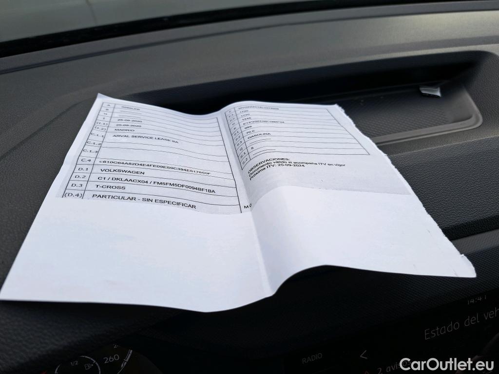  Volkswagen  T-CROSS VOLKSWAGEN  / 2018 / 5P / todoterreno Edition 1.0 TSI 70kW (95CV) #10