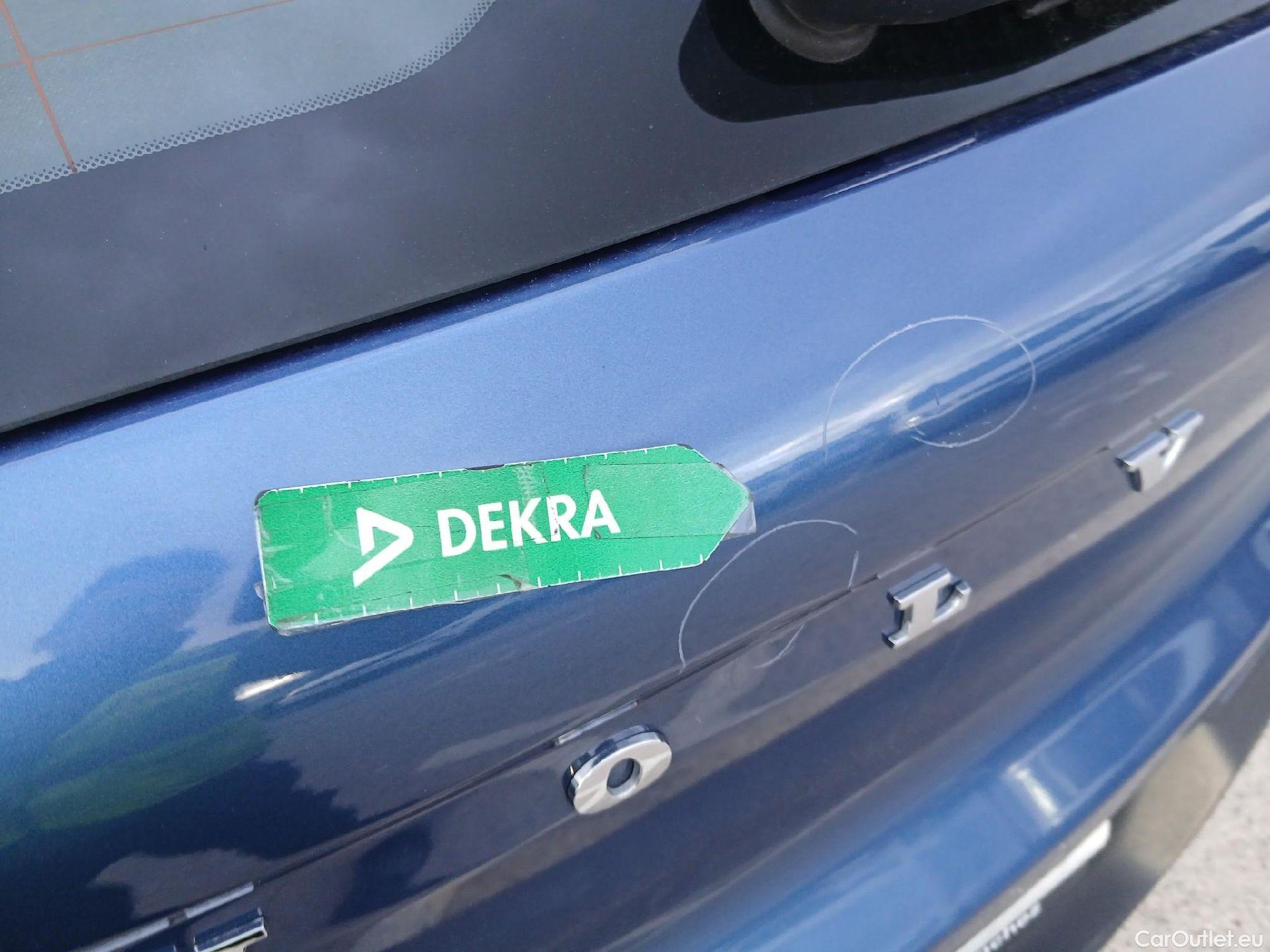  Volvo  XC 40 VOLVO XC40 / 2017 / 5P / todoterreno 1.5 T4 Twin Recharge R-Design Exp Auto #29