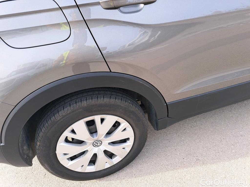  Volkswagen  T-CROSS VOLKSWAGEN  / 2018 / 5P / todoterreno Edition 1.0 TSI 70kW (95CV) #19