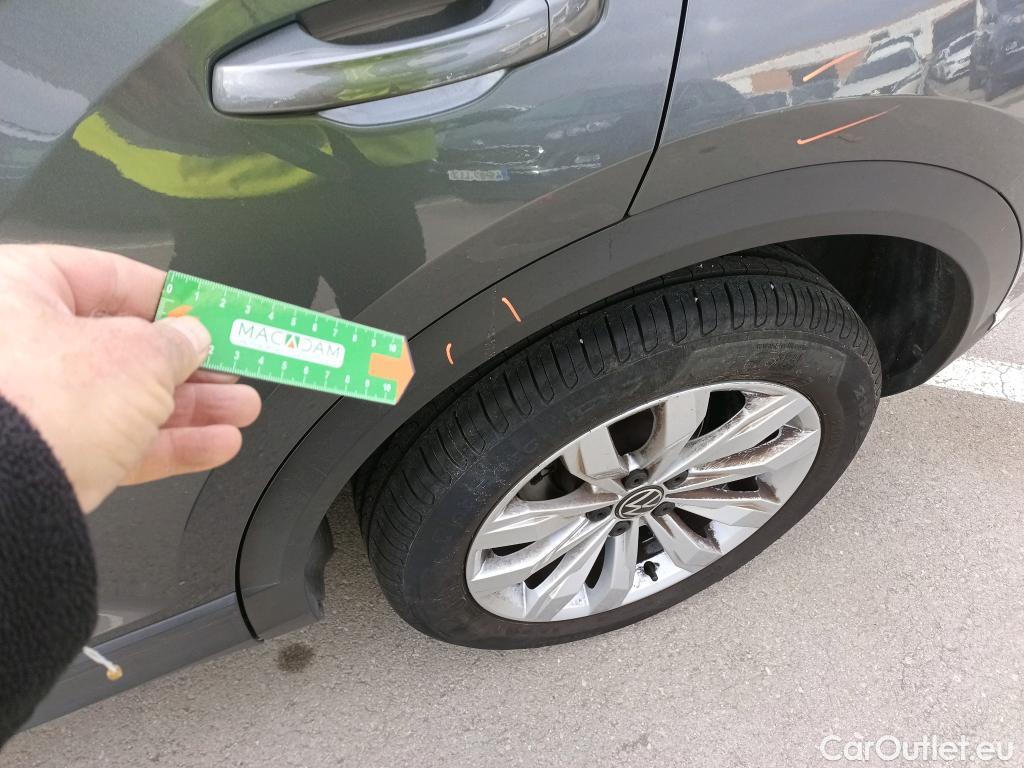  Volkswagen  T-ROC VOLKSWAGEN  / 2017 / 5P / todoterreno Advance 2.0 TDI 110kW (150CV) DSG #5