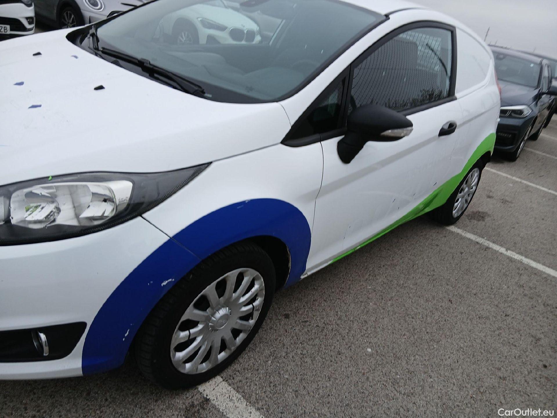  Ford  Fiesta FORD  Van / 2012 / 3P / berlina comercial 1.5 TDCi 55kW (75CV) #25