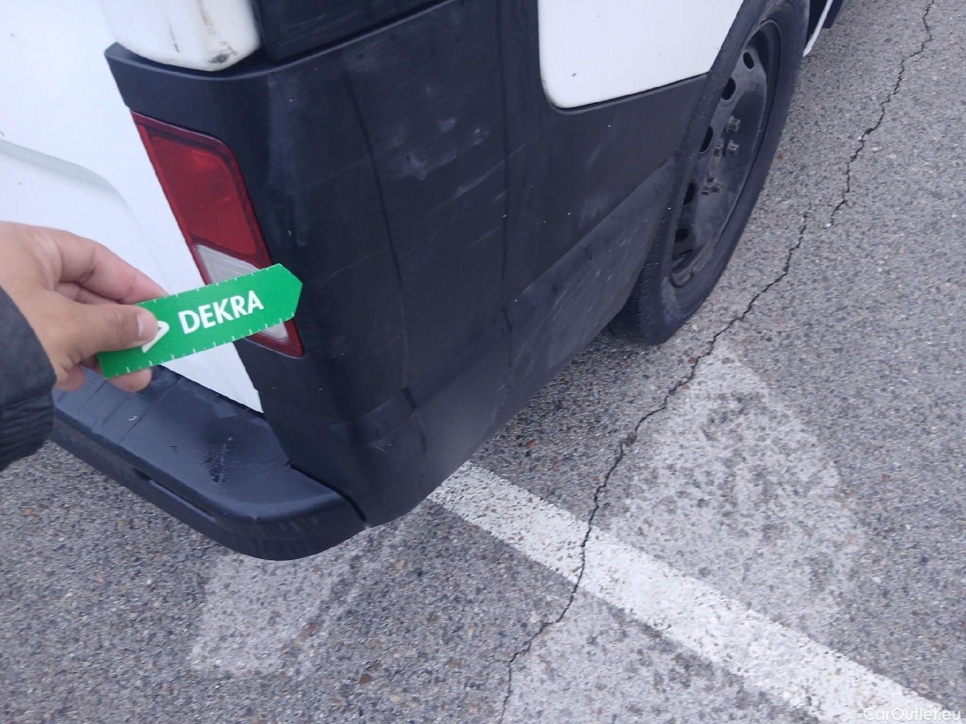  Nissan  NV300 NISSAN  / 2021 / 4P / combi Mixta 6 2.0dCi 81kW L1H1 1T Optima N1 #34