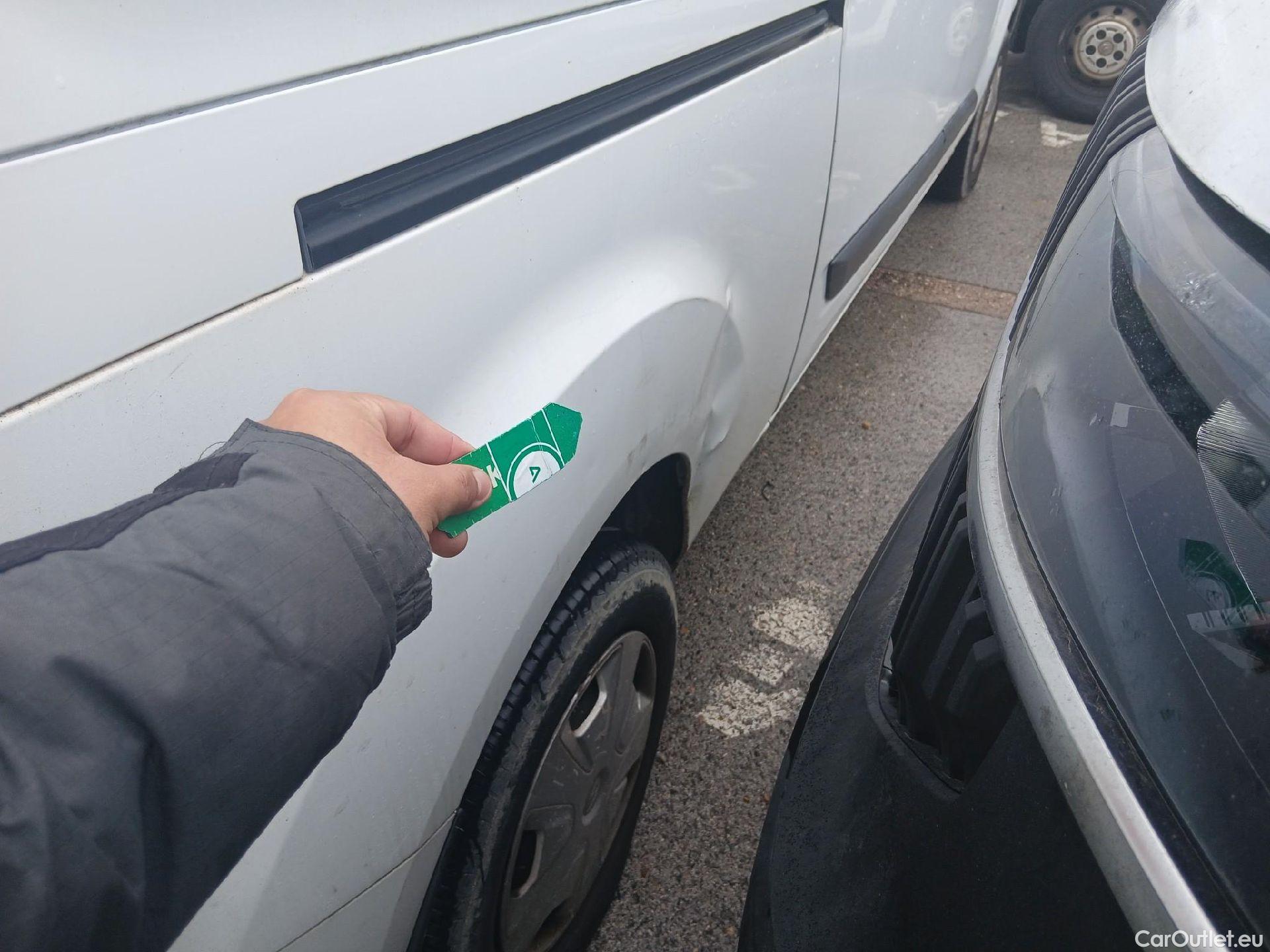  Ford  Transit FORD  Custom / 2012 / 4P / furgón Van 2.0 TDCI 96kW 300 L2 Trend RAMPA DE ACCESO #19