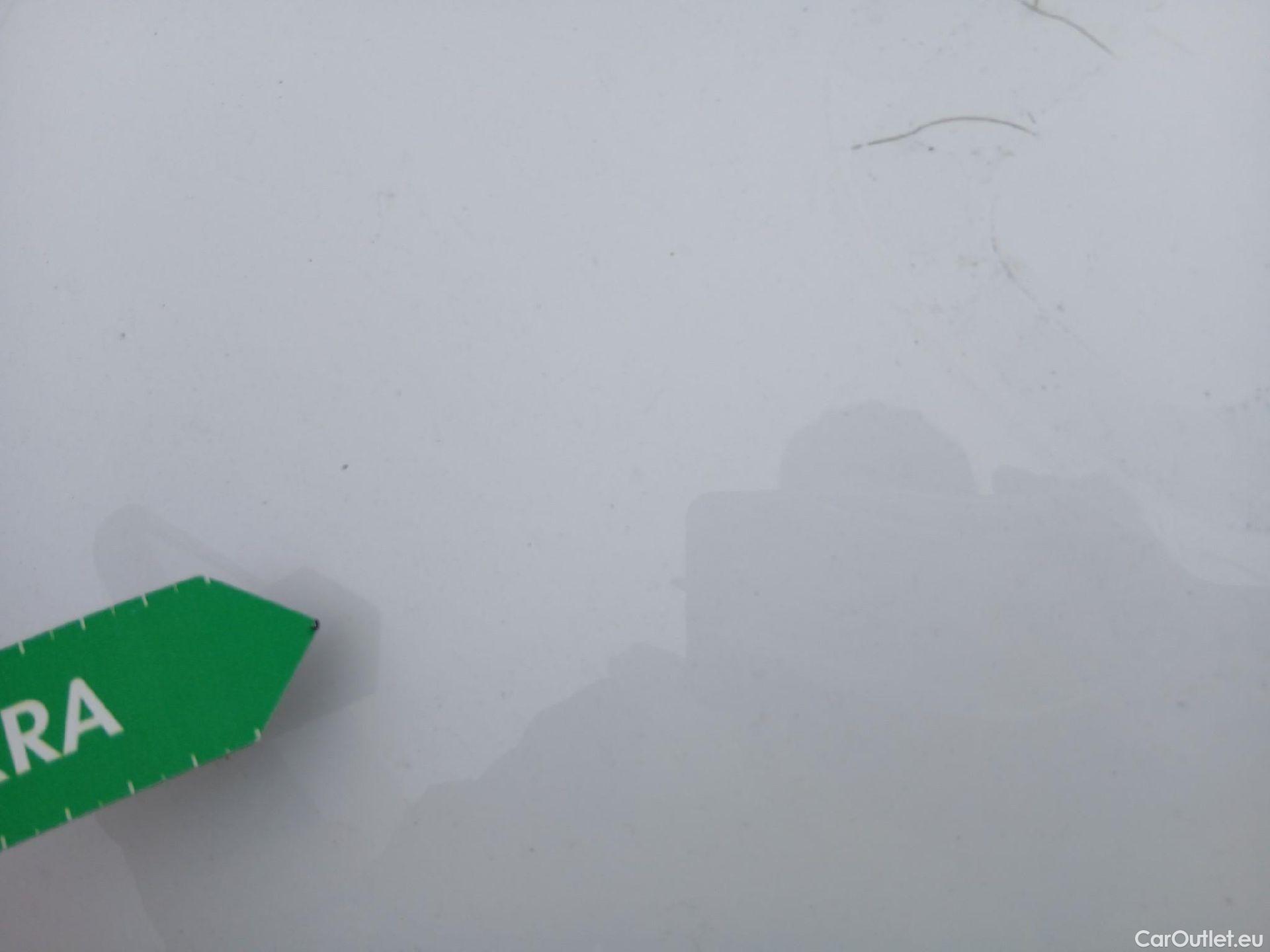  Ford  Fiesta FORD  Van / 2012 / 3P / berlina comercial 1.5 TDCi 55kW (75CV) #17