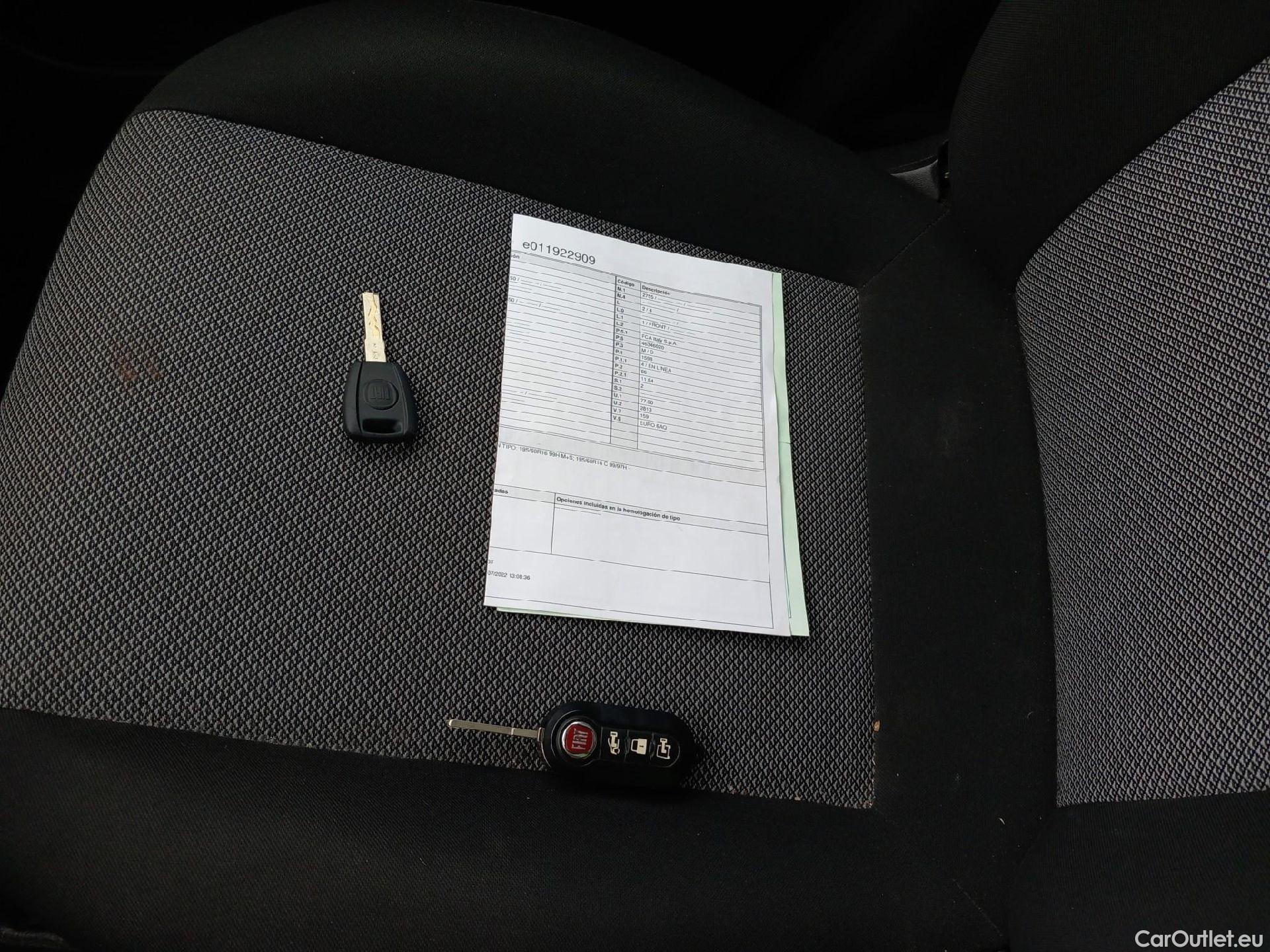  Fiat  Doblo FIAT Doblò Cargo/2015/3P/furgón derivado de turismo Cargo Base 1.6 Mjet 66kW (90CV) #6