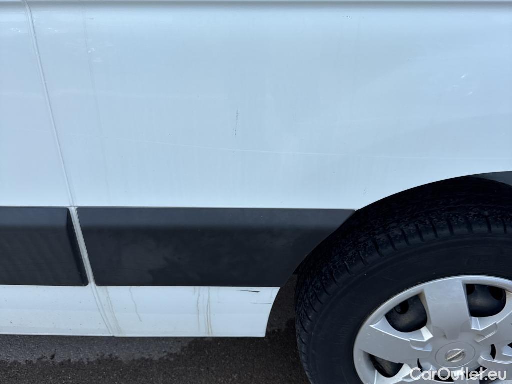  Nissan  NV400 NISSAN  VU 4P 1G COMBI 2.3dCi 145 COMFORT L2H2 3500 COMBI-9 FWD #3