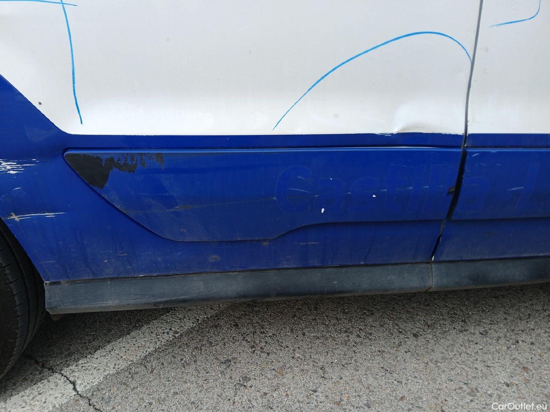  Ford  Transit Connect FORD /2013/4P/furgón Van 1.5 TDCi 74kW Trend 200 L1 #44