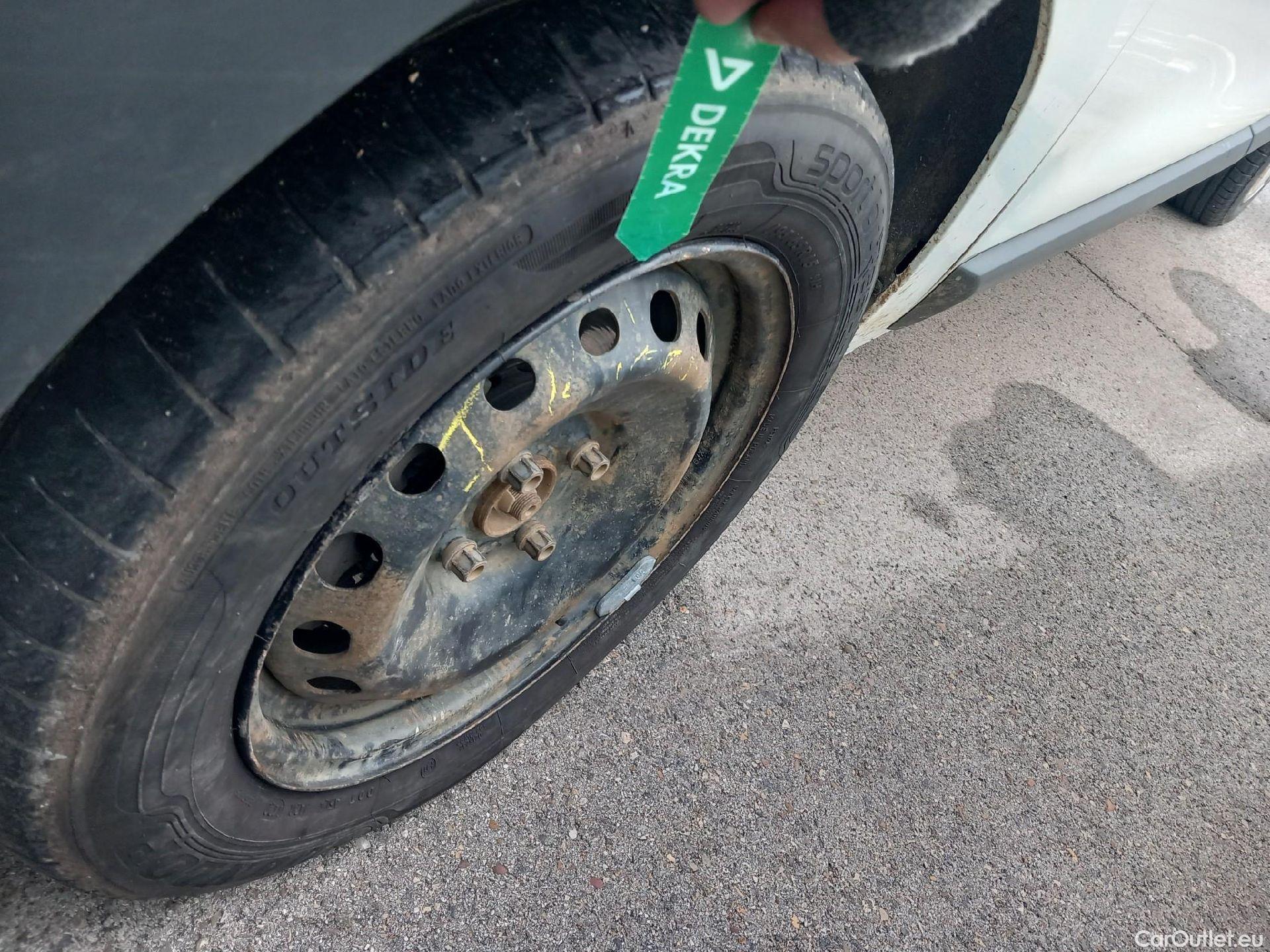  Dacia  Dokker DACIA  / 2013 / 4P / furgón derivado de turismo Van Essential Blue dCi 70kW (95CV) #12