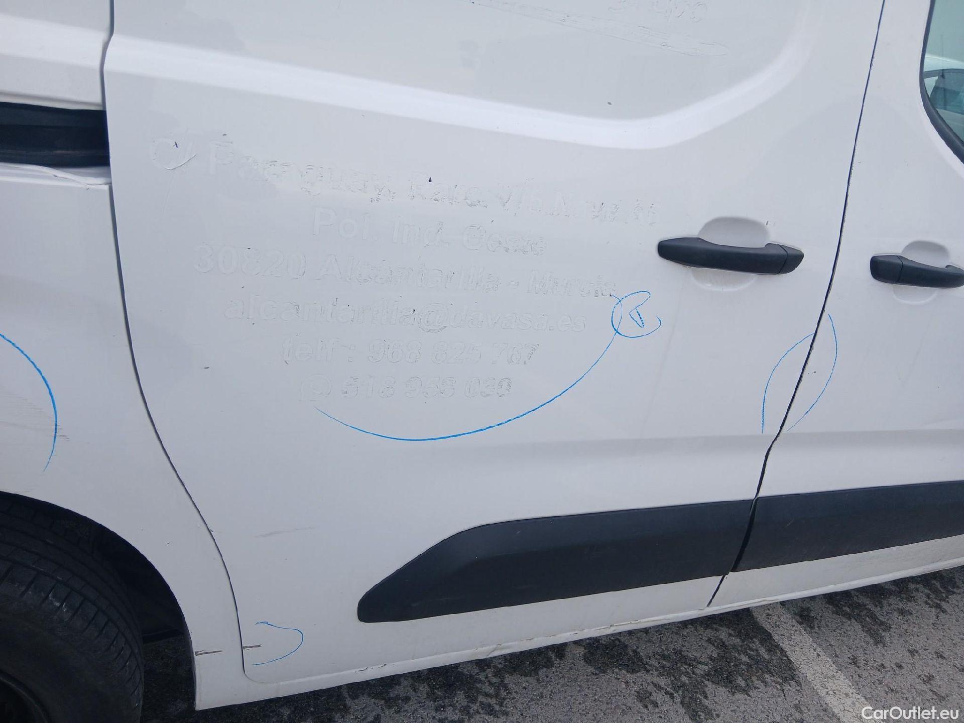  Opel  Combo OPEL  / 2018 / 3P / furgón derivado de turismo 1.5 TD 75kW (100CV) Express L H1 650kg (AC2) #38