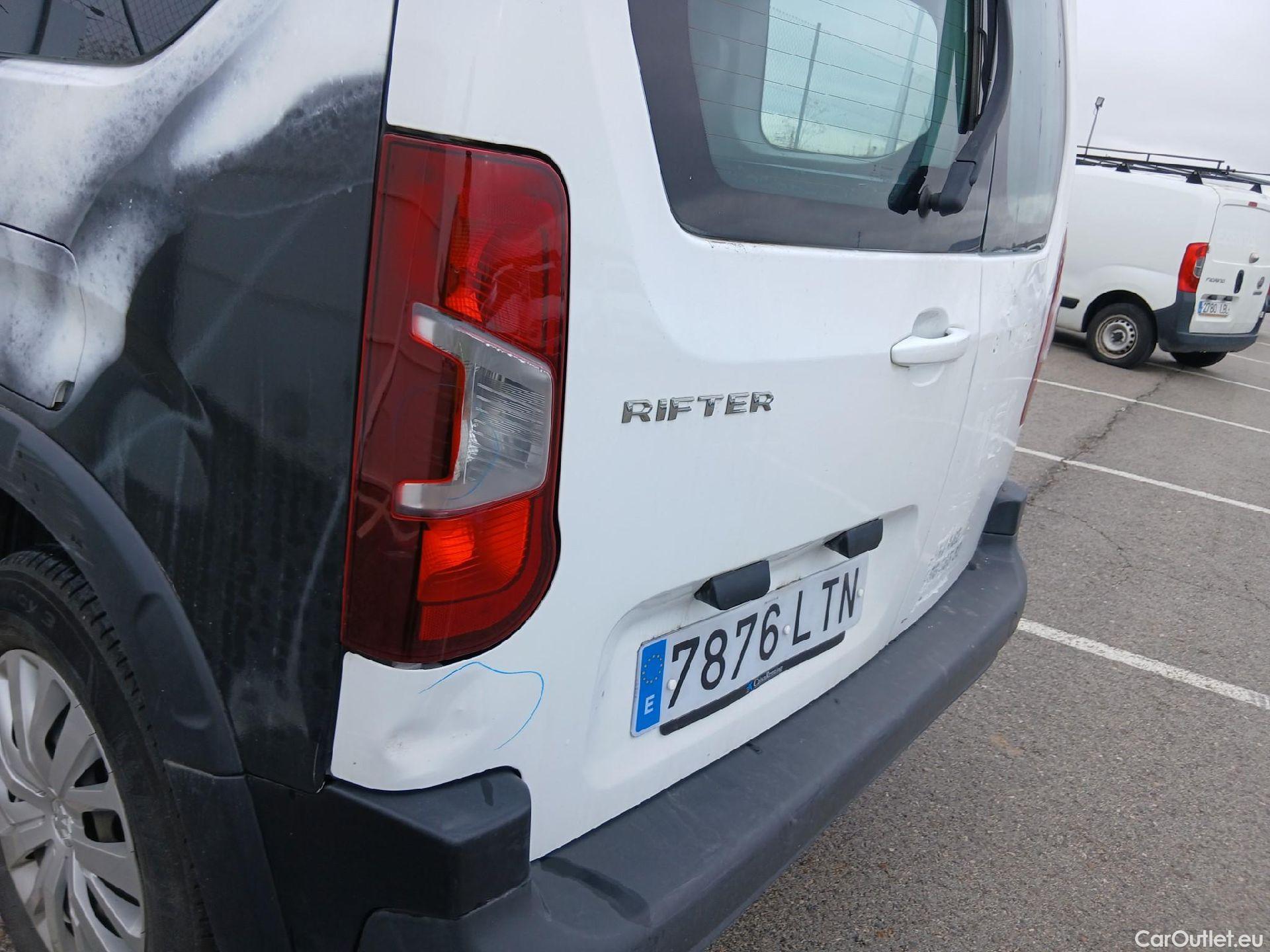  Peugeot  RIFTER PEUGEOT  / 2018 / 4P / combi Active Standard BlueHDi 73kW (IND) (AC2) #18