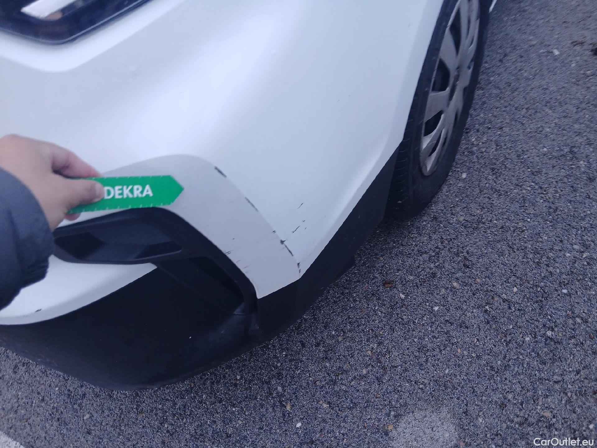  Nissan  NV300 NISSAN  / 2021 / 4P / combi Mixta 6 2.0dCi 81kW L1H1 1T Optima N1 #11