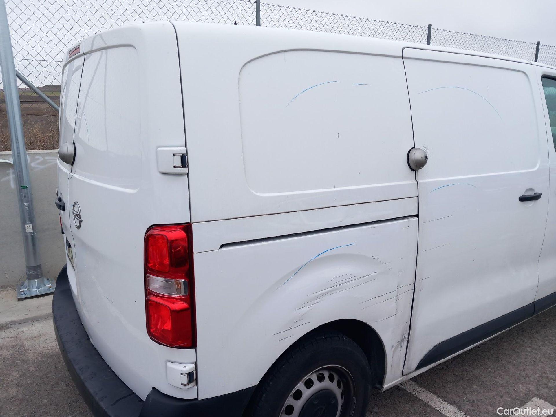  Opel  Vivaro OPEL  / 2019 / 4P / furgón Campaña F2ML 1.5 Diésel 74kW(100CV)M Std Exp #22