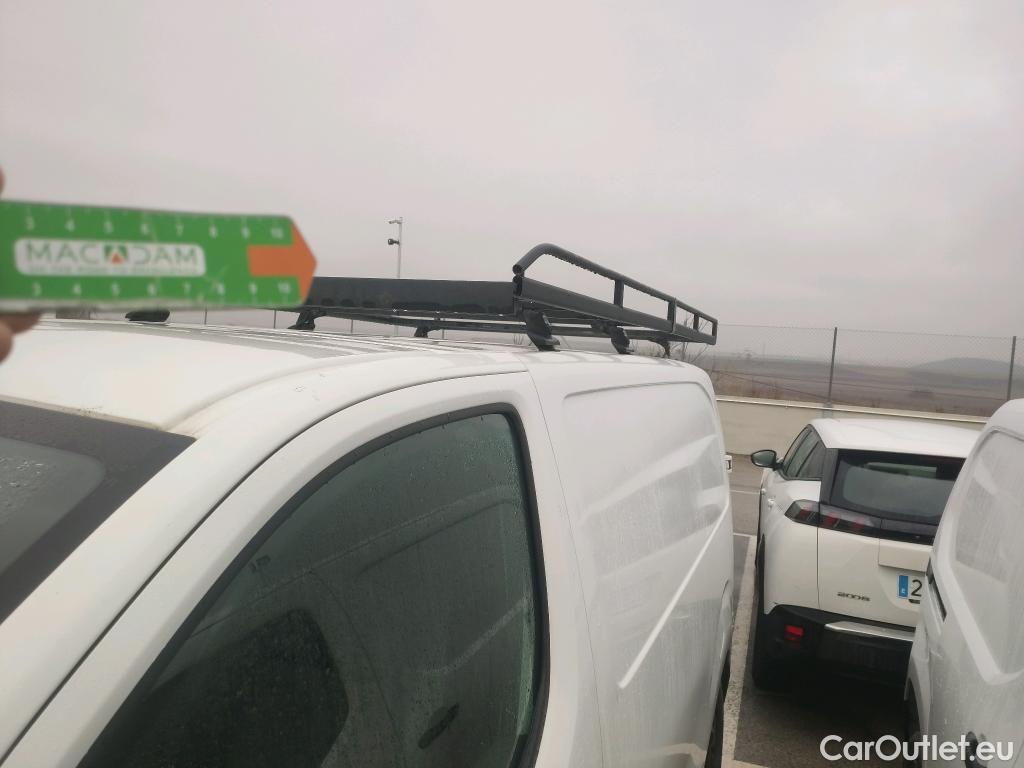  Citroen  Jumpy CITROEN  / 2016 / 4P / furgón Talla M BlueHDi 85KW (115CV) 6v Confort #43