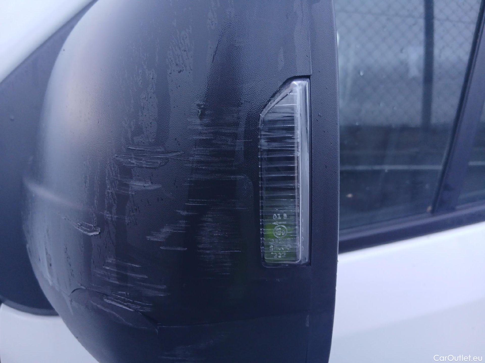  Nissan  NV300 NISSAN  / 2021 / 4P / combi Mixta 6 2.0dCi 81kW L1H1 1T Optima N1 #21