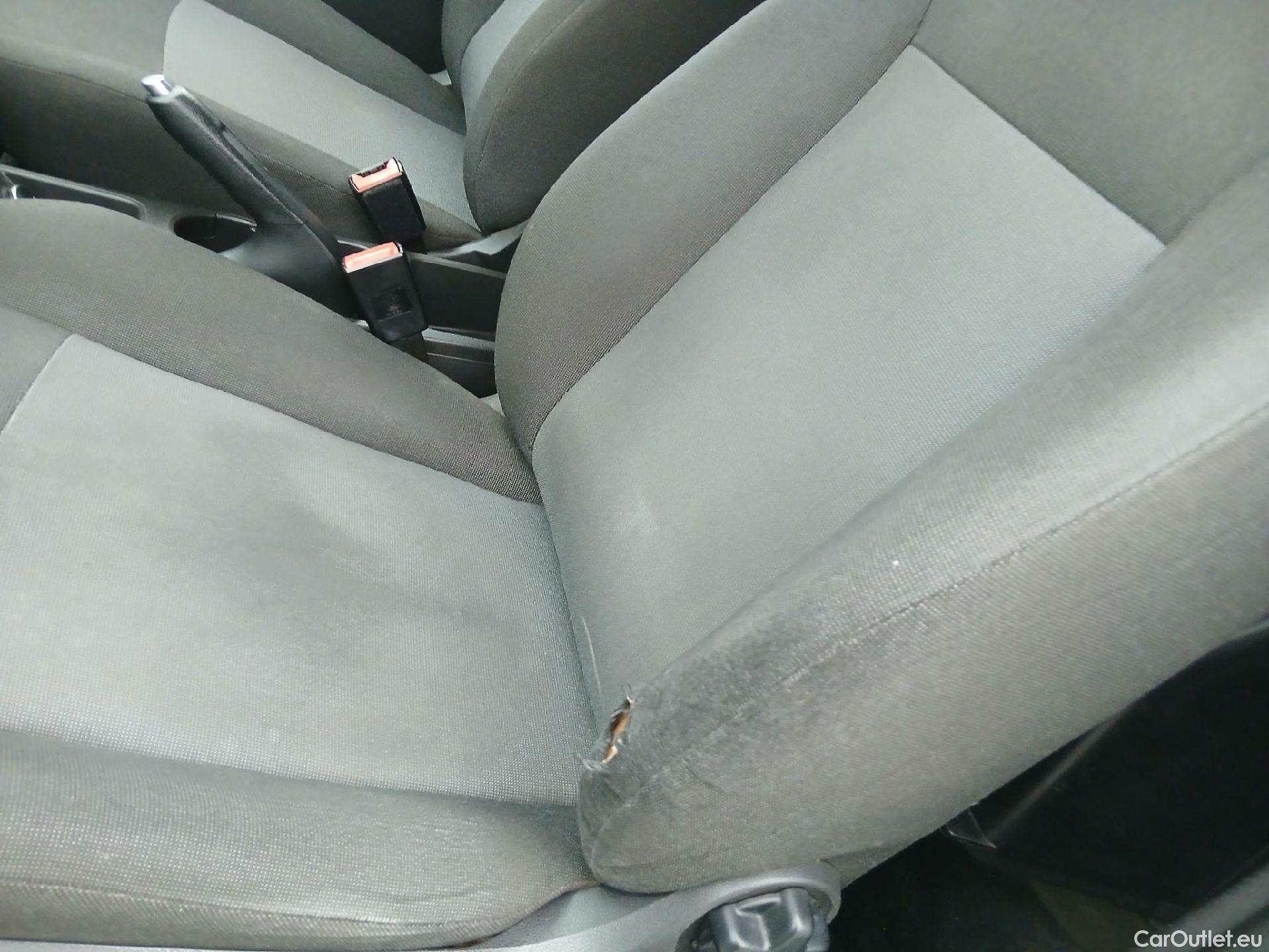  Ford  Fiesta FORD  Van / 2012 / 3P / berlina comercial 1.5 TDCi 55kW (75CV) #34