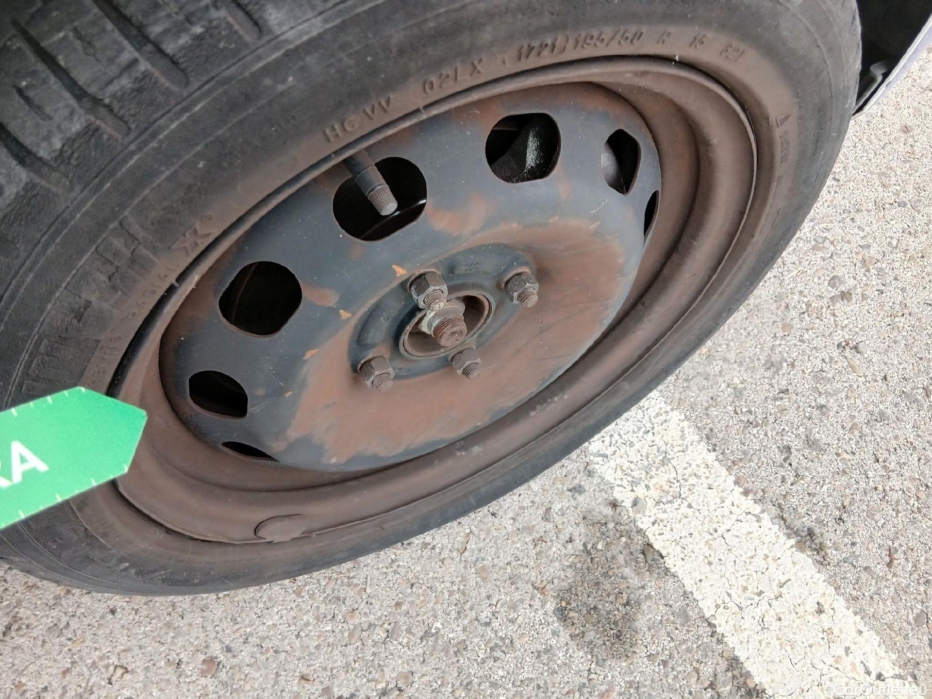  Ford  Fiesta FORD  Van / 2012 / 3P / berlina comercial 1.5 TDCi 55kW (75CV) #14