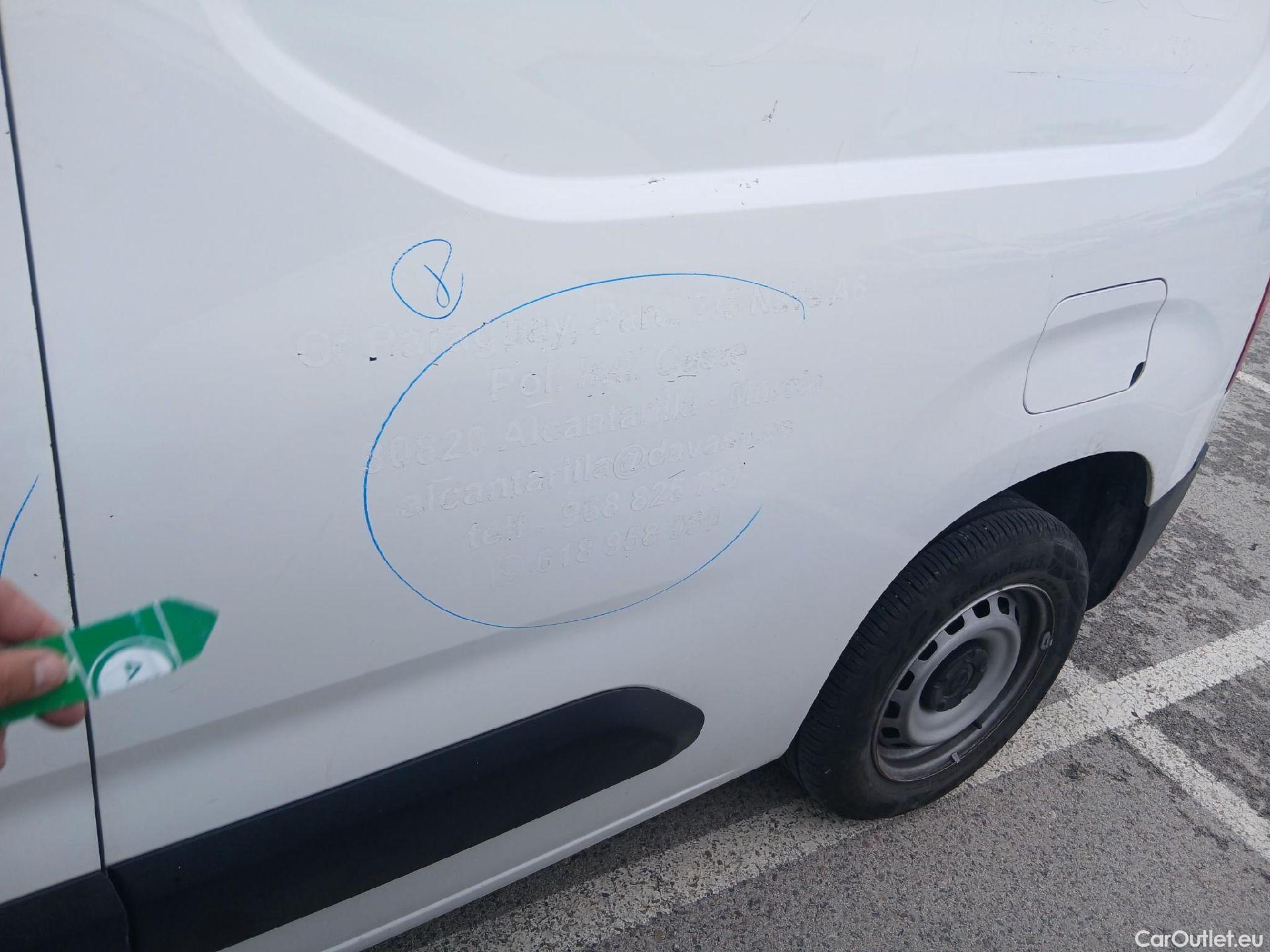  Opel  Combo OPEL  / 2018 / 3P / furgón derivado de turismo 1.5 TD 75kW (100CV) Express L H1 650kg (AC2) #29