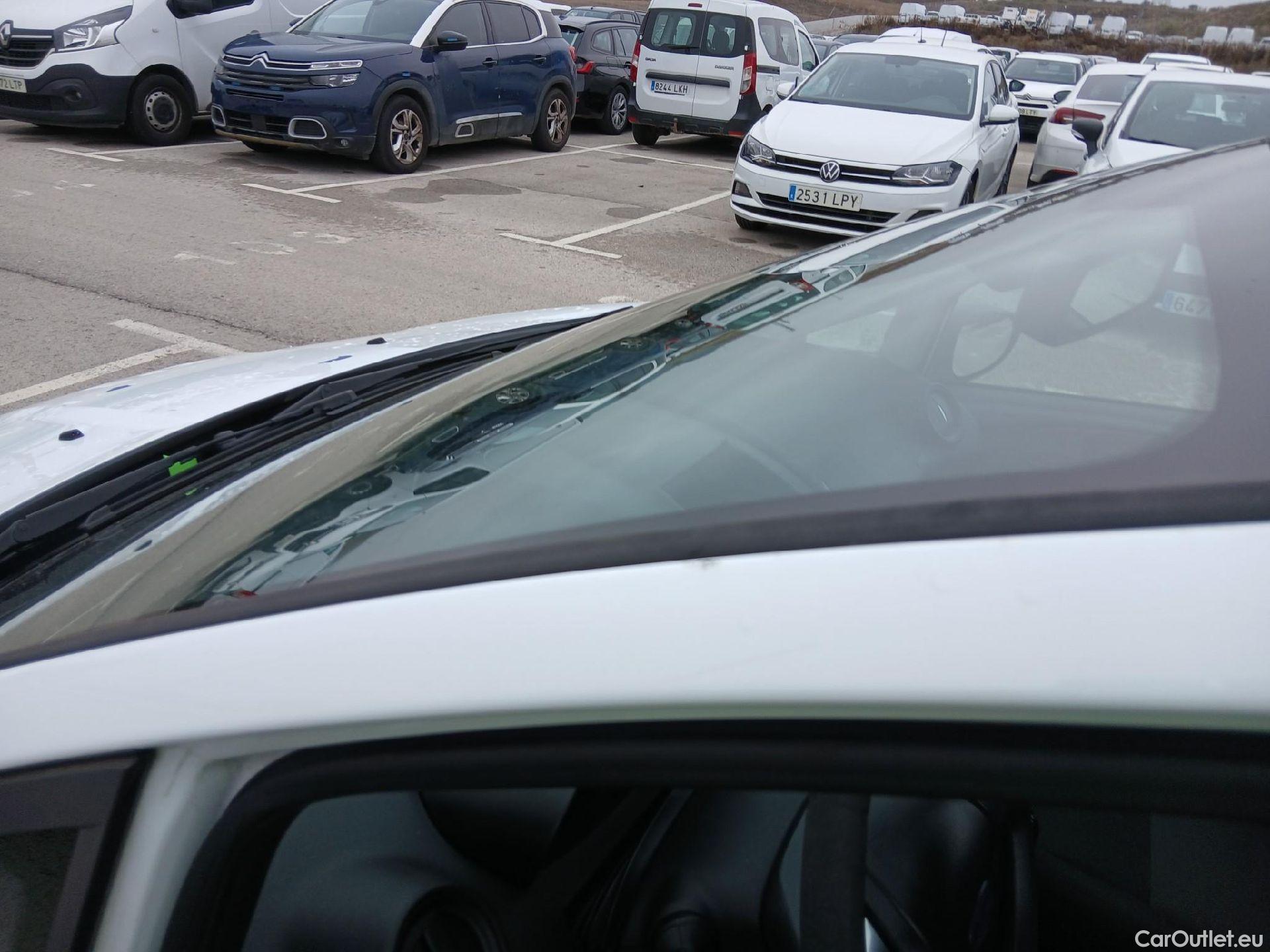  Ford  Fiesta FORD  Van / 2012 / 3P / berlina comercial 1.5 TDCi 55kW (75CV) #61