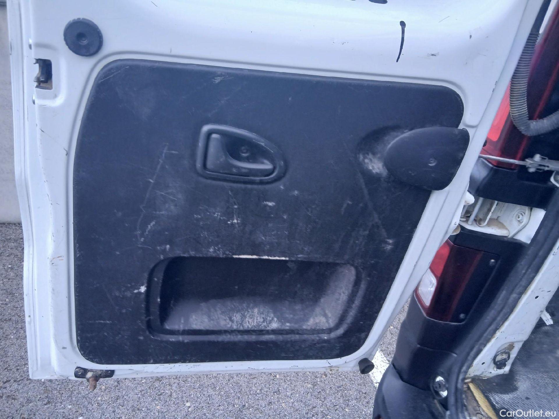  Nissan  NV300 NISSAN  / 2021 / 4P / combi Mixta 6 2.0dCi 81kW L1H1 1T Optima N1 #5