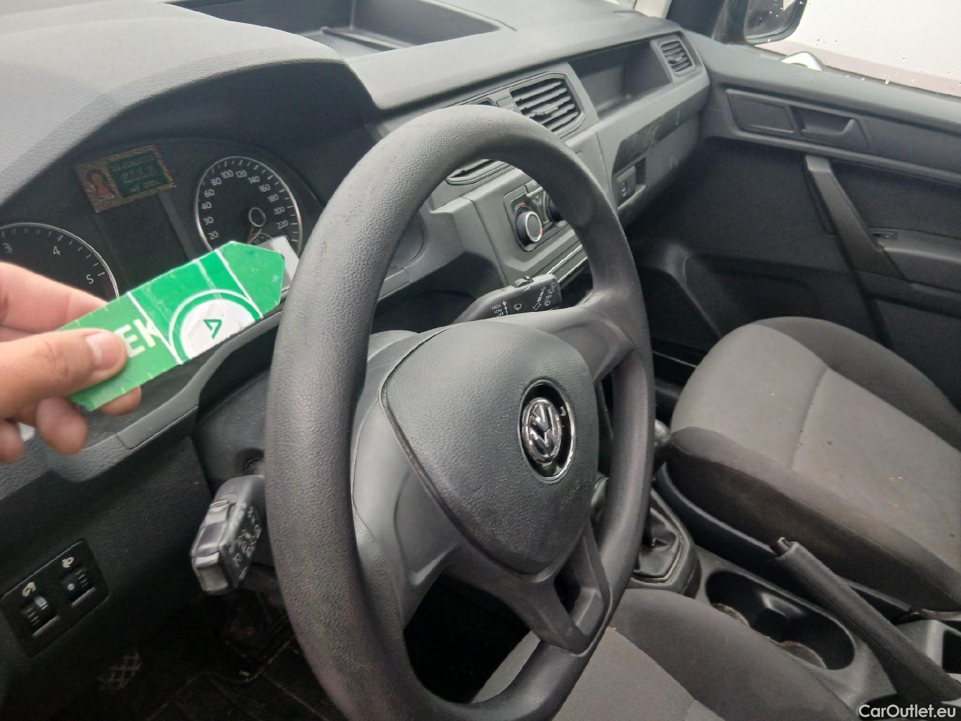  Volkswagen  Caddy VOLKSWAGEN  / 2015 / 4P / combi Business Profesional Kombi 2.0 TDI 75kW #8