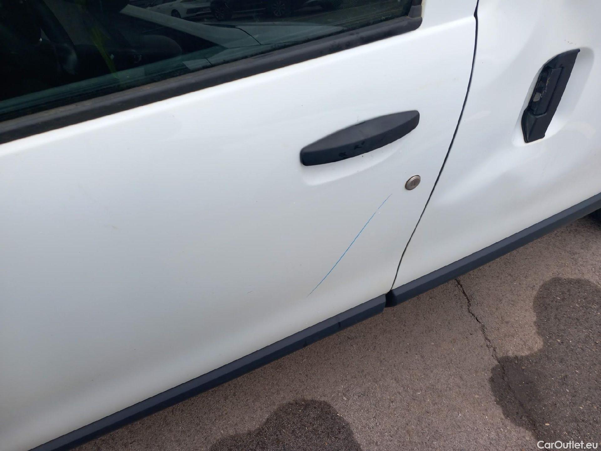  Dacia  Dokker DACIA  / 2013 / 4P / furgón derivado de turismo Van Essential Blue dCi 70kW (95CV) #15