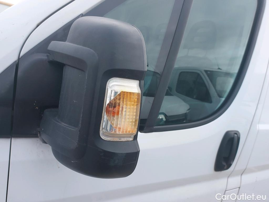  Fiat  Ducato FIAT  / 2014 / 4P / furgón 35 L3 H2 2.3 1 (103 kW) Euro 6d-temp #25