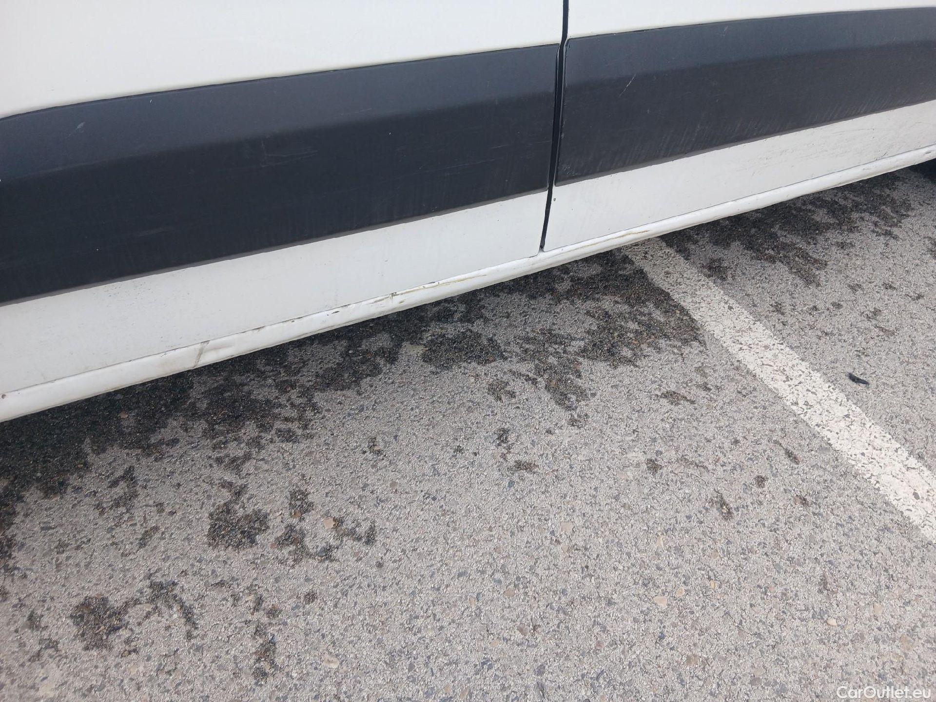  Opel  Combo OPEL  / 2018 / 3P / furgón derivado de turismo 1.5 TD 75kW (100CV) Express L H1 650kg (AC2) #48