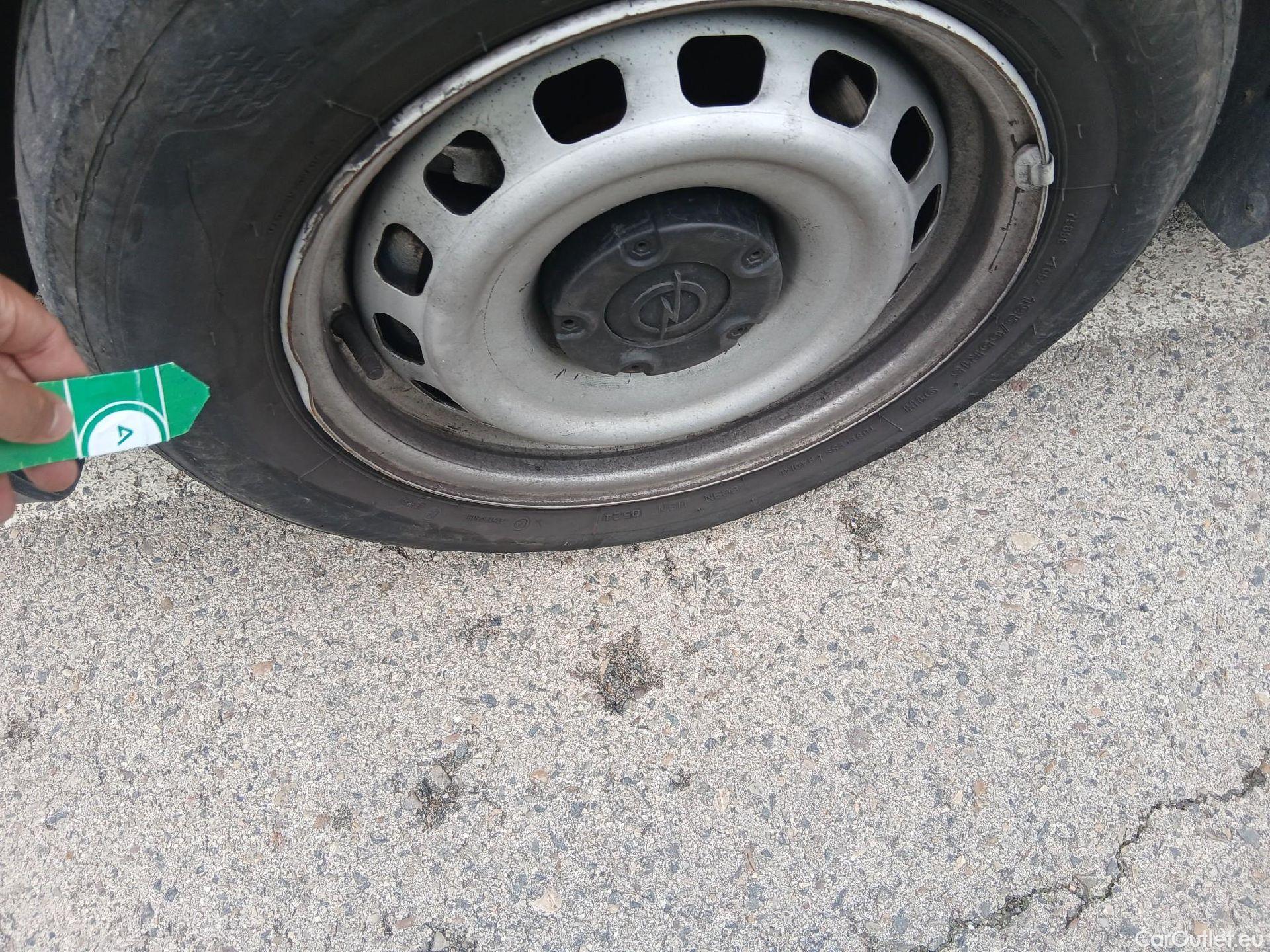  Opel  Combo OPEL  / 2018 / 3P / furgón derivado de turismo 1.5 TD 75kW (100CV) Express L H1 650kg (AC2) #24