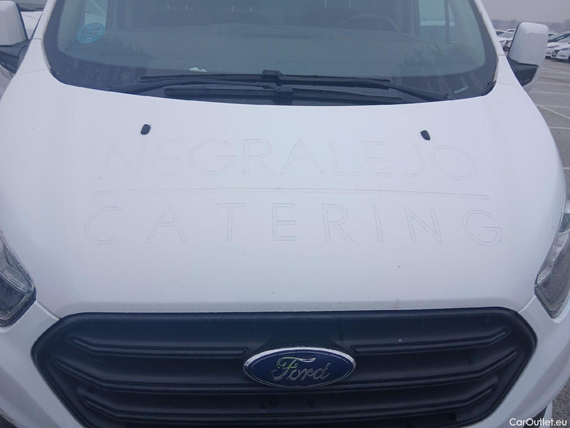  Ford  Transit FORD  Custom / 2012 / 4P / furgón Van 2.0 TDCI 96kW 300 L2 Trend RAMPA DE ACCESO #7