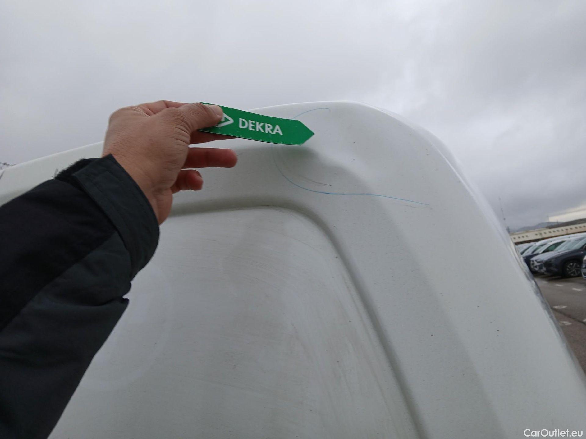  Peugeot  Partner PEUGEOT  / 2018 / 3P / furgón derivado de turismo Pro Standard 1000kg BlueHDi 73kW #19