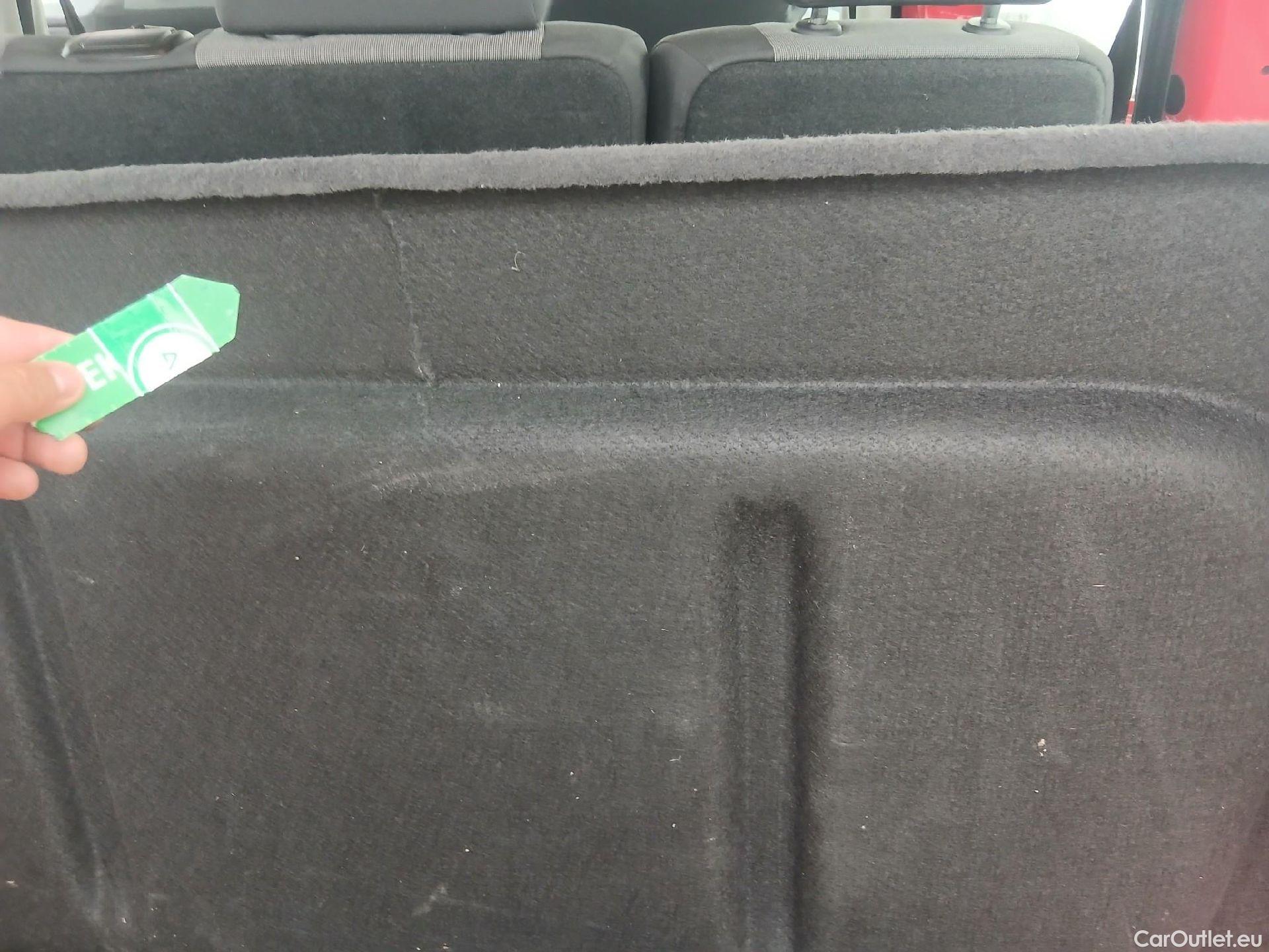  Volkswagen  Caddy VOLKSWAGEN  / 2015 / 4P / combi Business Profesional Kombi 2.0 TDI 75kW #2