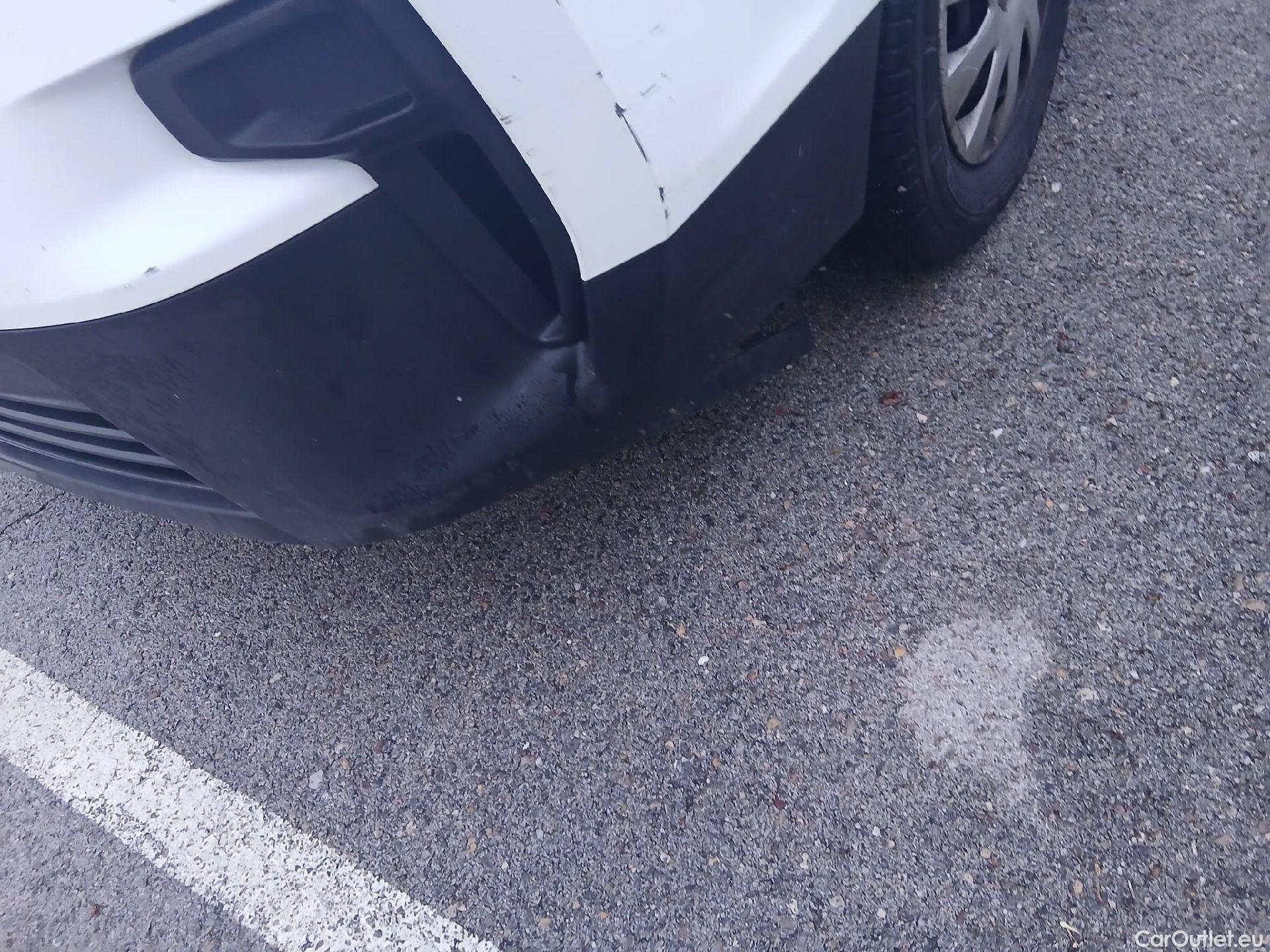  Nissan  NV300 NISSAN  / 2021 / 4P / combi Mixta 6 2.0dCi 81kW L1H1 1T Optima N1 #14