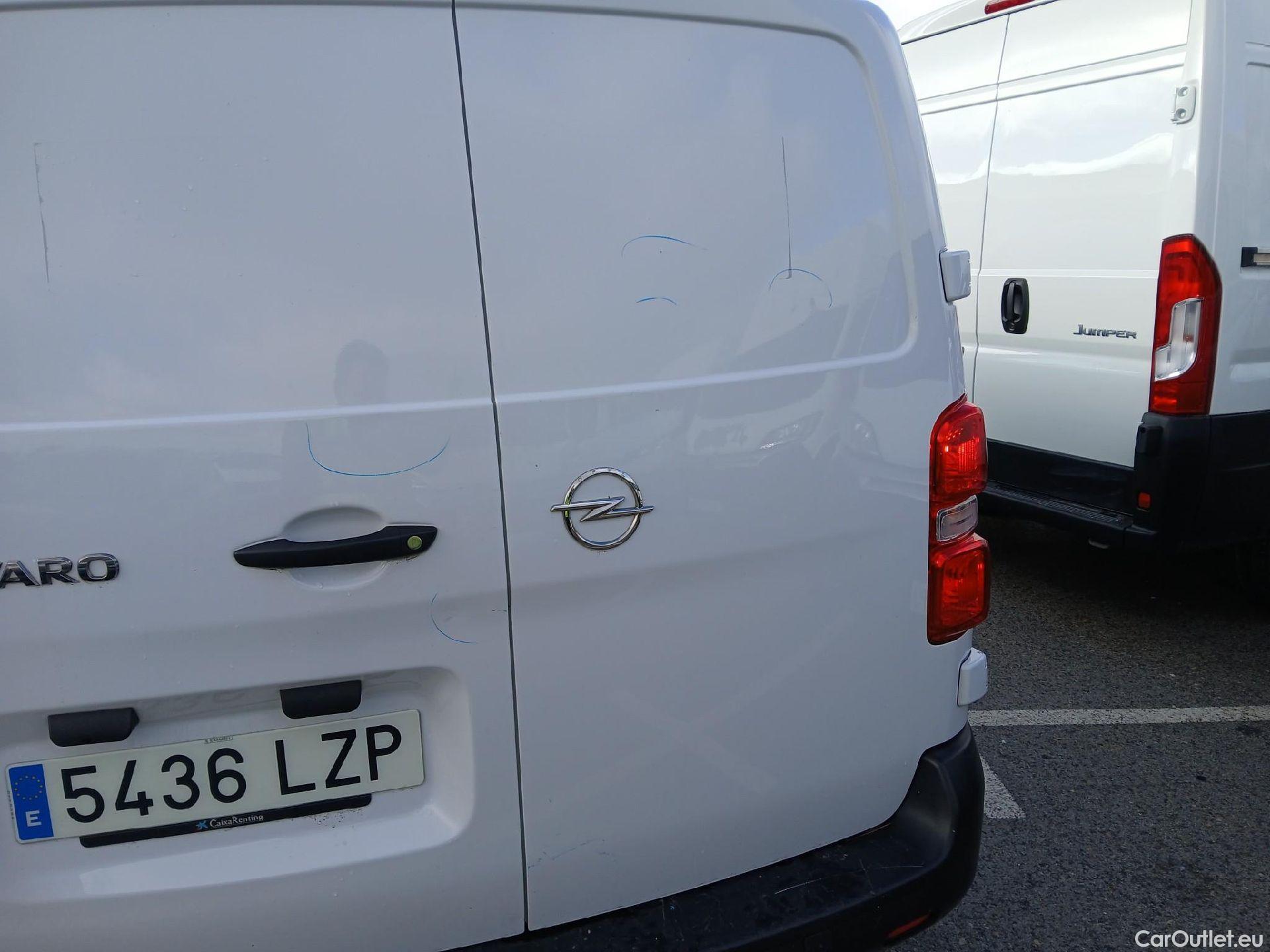  Opel  Vivaro OPEL  / 2019 / 4P / furgón 1.5 Diésel 74kW (100CV) M Std Express #45