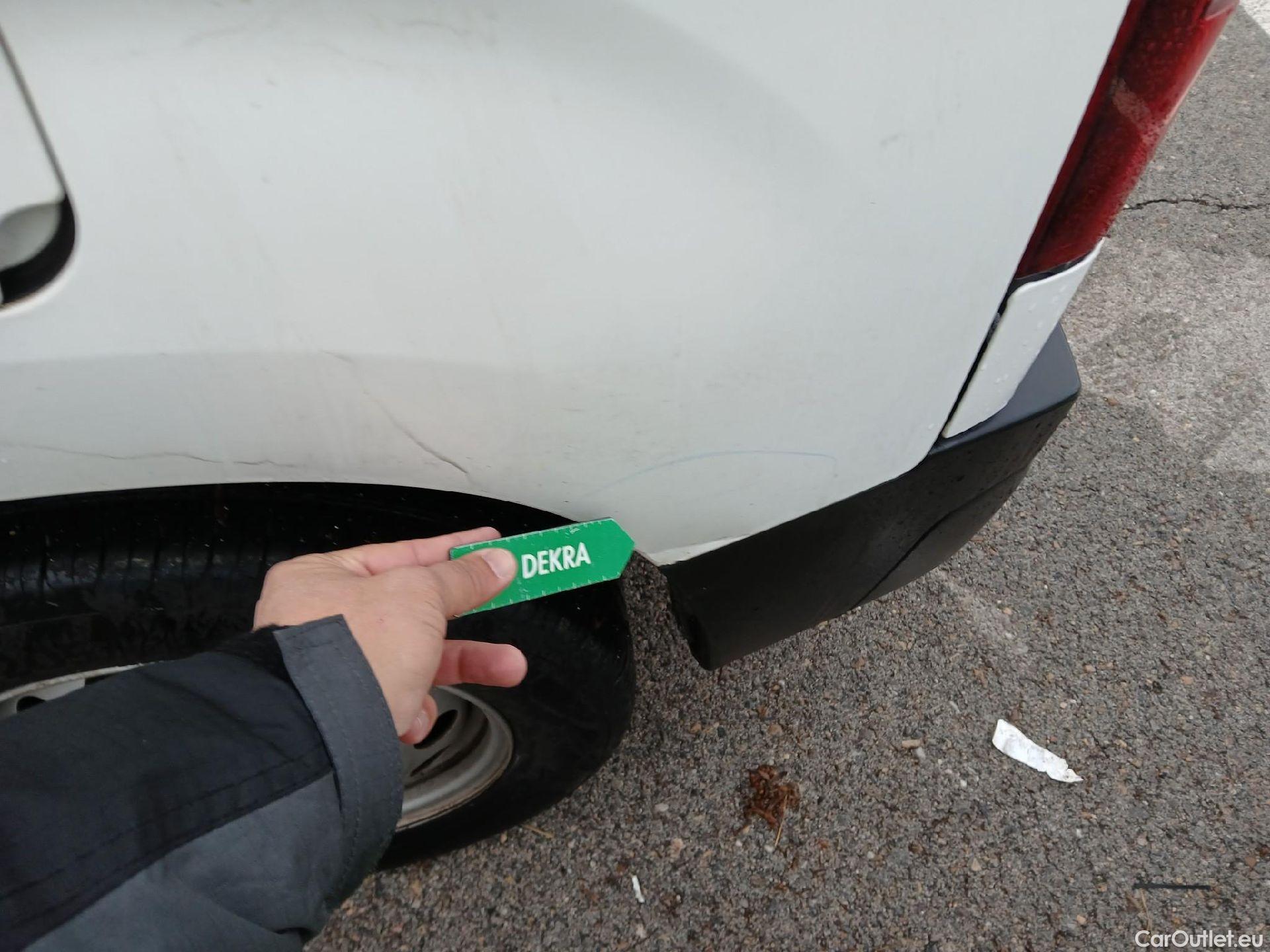  Peugeot  Partner PEUGEOT  / 2018 / 3P / furgón derivado de turismo Pro Standard 1000kg BlueHDi 73kW #16